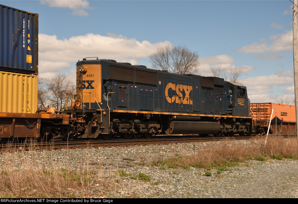 CSX 4557